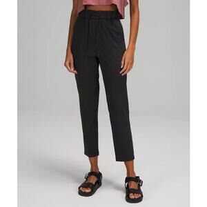 Lululemon On the Fly Pants in Black Size 6